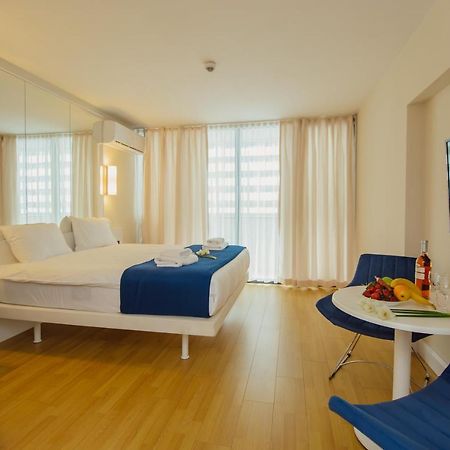 Orbi City - A & С Appartement Batoemi Buitenkant foto