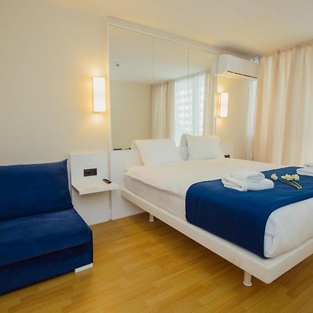 Orbi City - A & С Appartement Batoemi Buitenkant foto