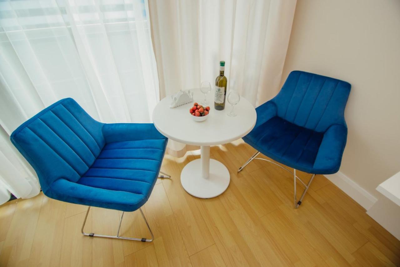 Orbi City - A & С Appartement Batoemi Buitenkant foto
