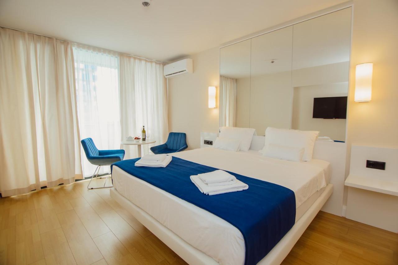 Orbi City - A & С Appartement Batoemi Buitenkant foto